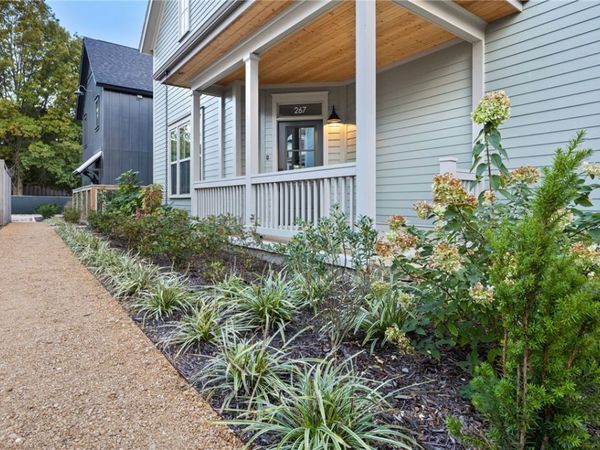 267 E 11th Street , Fayetteville, AR 72701