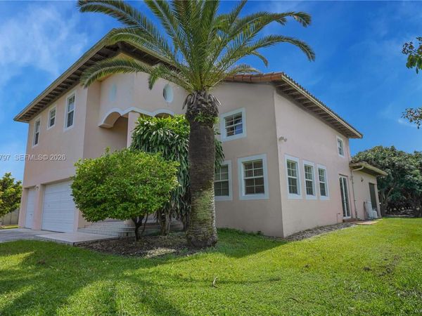 33300 SW 202nd Ave, Homestead, FL 33034