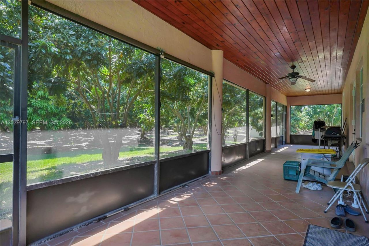33300 SW 202nd Ave , Homestead, FL 33034 Photo
