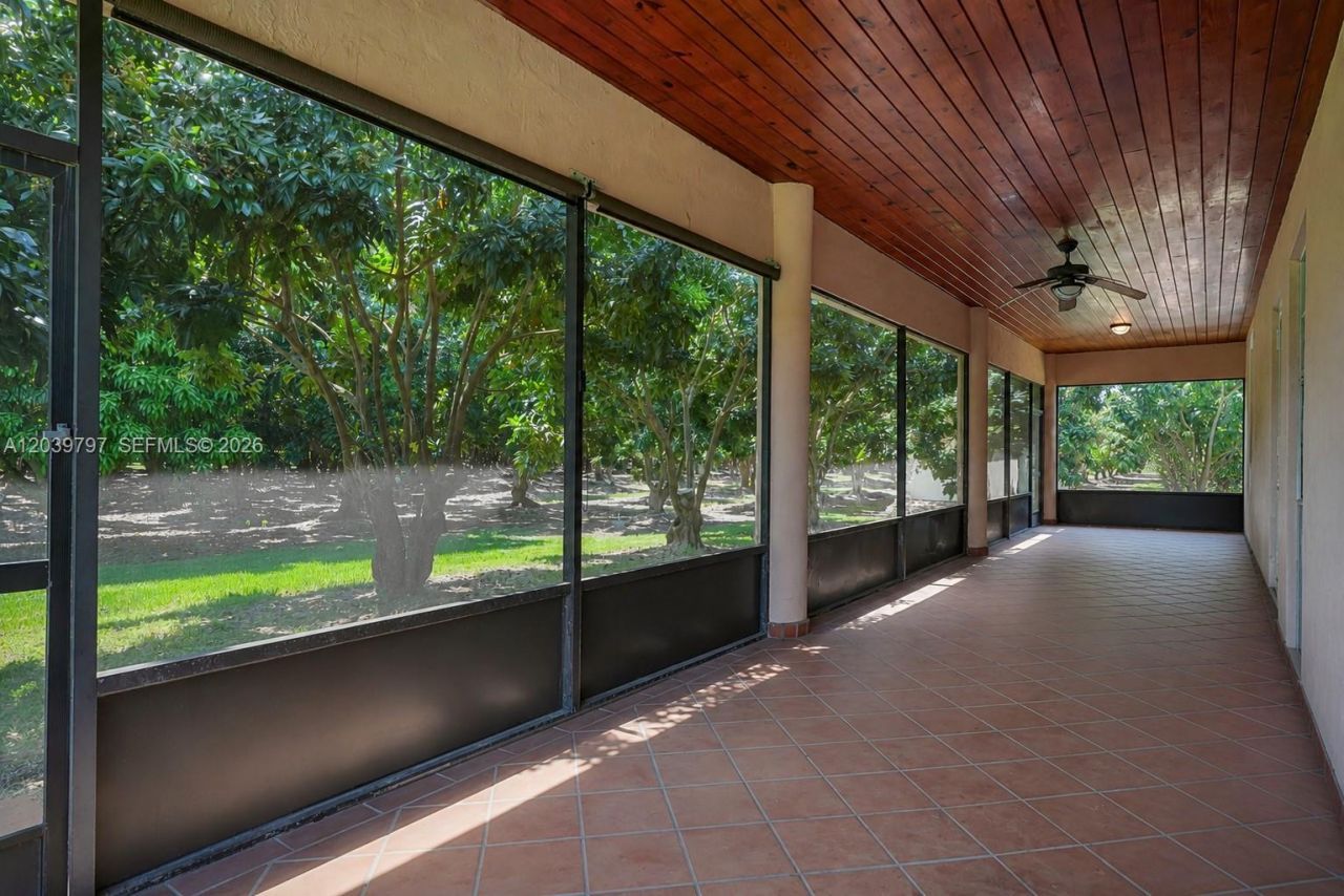 33300 SW 202nd Ave, Homestead, FL 33034 Photo