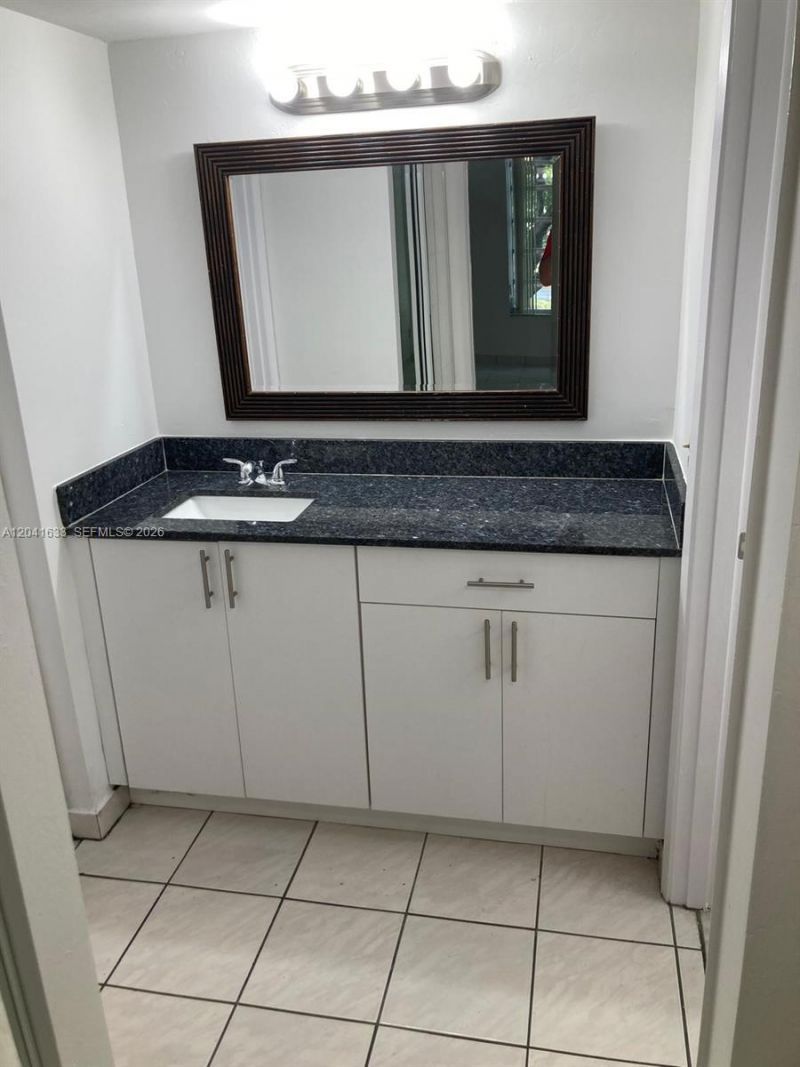 210 Fontainebleau Blvd , Unit 306, Miami, FL 33172 Photo