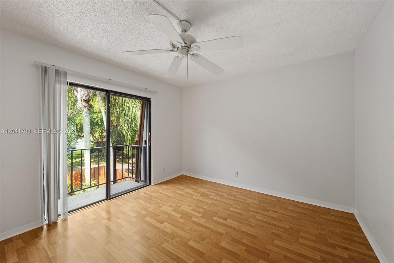 3118 Spanish Wells Dr , Unit 15-C, Delray Beach, FL 33445 Photo