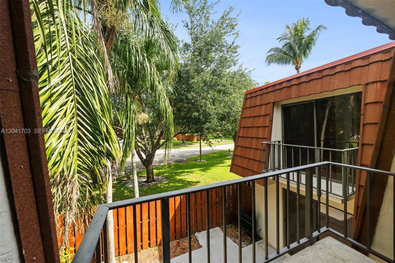 3118 Spanish Wells Dr , Unit 15-C, Delray Beach, FL 33445 Photo