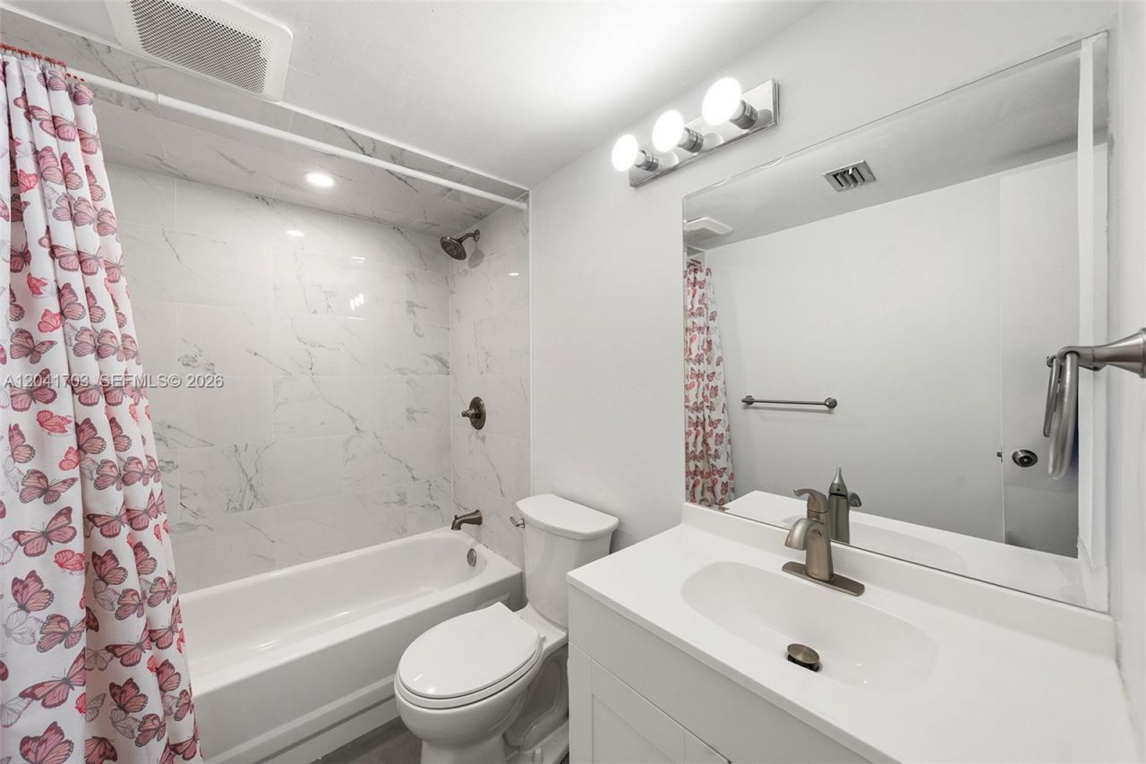 3118 Spanish Wells Dr , Unit 15-C, Delray Beach, FL 33445 Photo