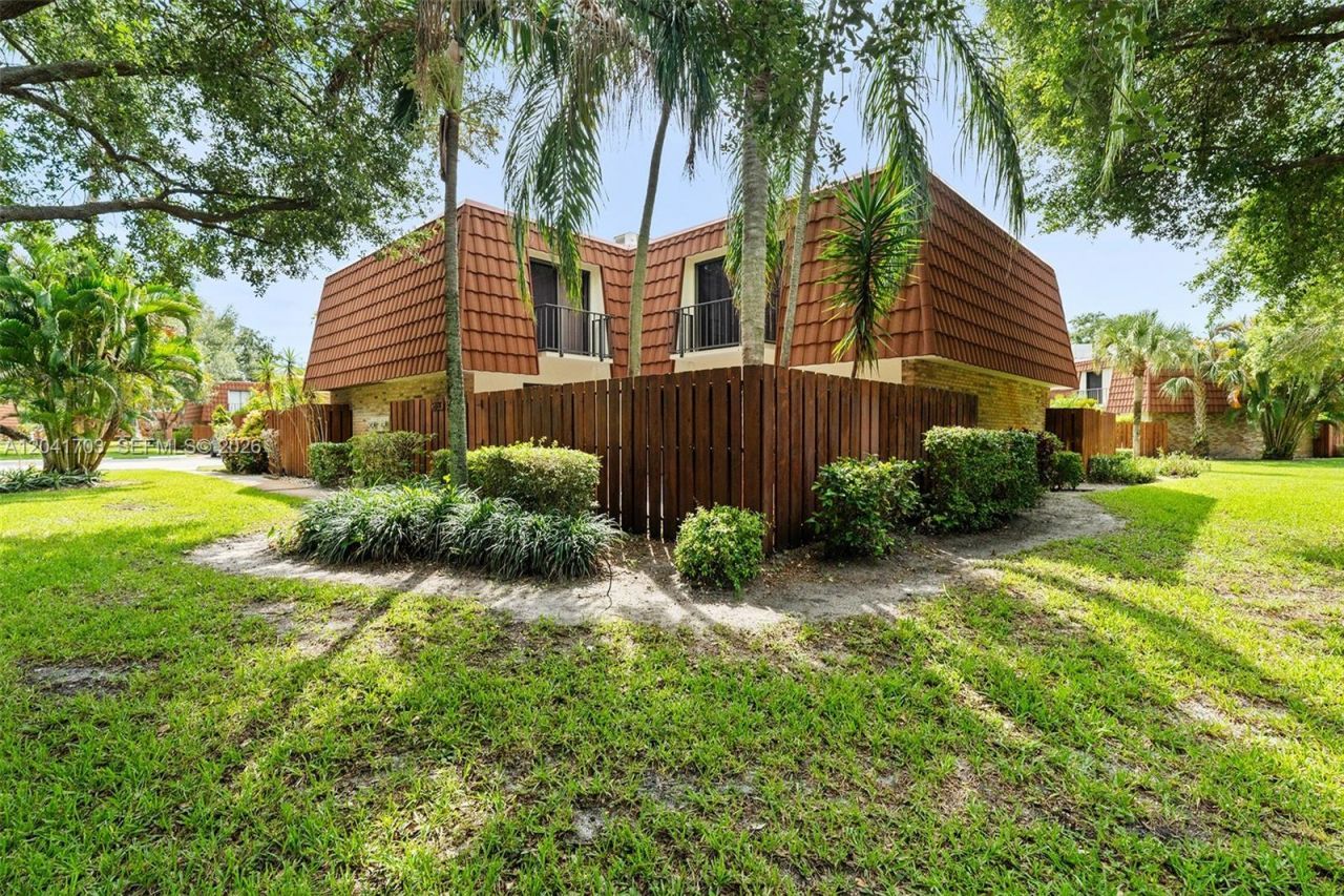 3118 Spanish Wells Dr , Unit 15-C, Delray Beach, FL 33445 Photo