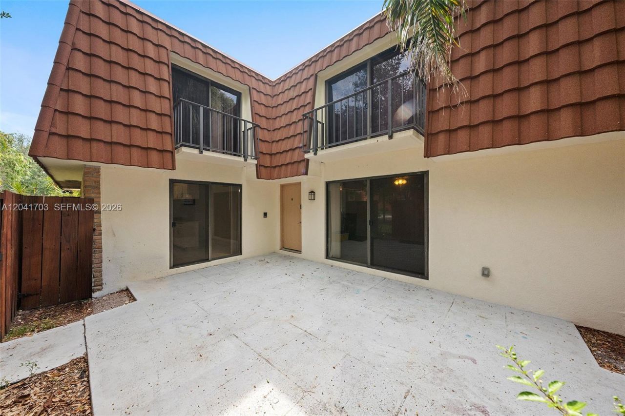 3118 Spanish Wells Dr , Unit 15-C, Delray Beach, FL 33445 Photo