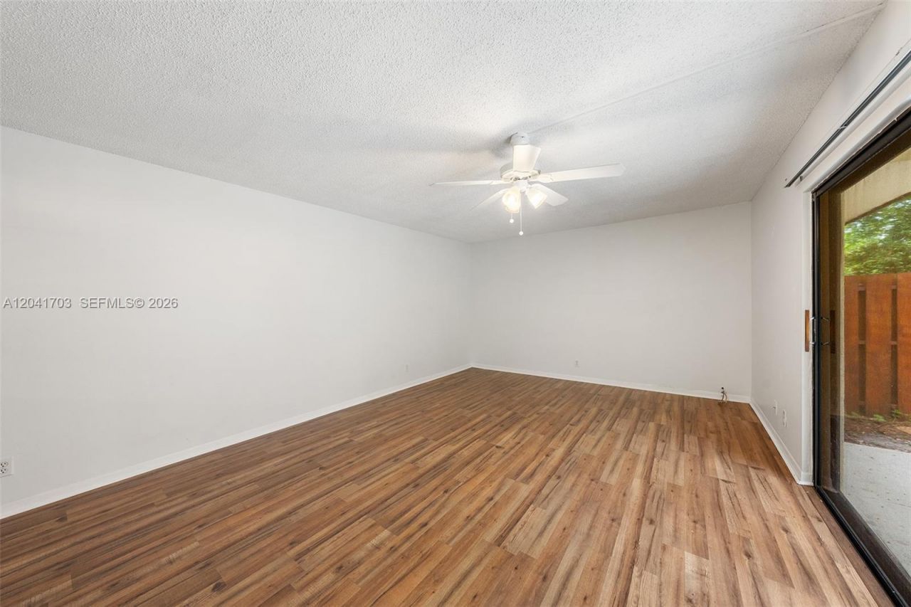 3118 Spanish Wells Dr , Unit 15-C, Delray Beach, FL 33445 Photo