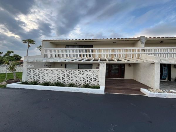 11603 NW 29th St , Unit 4W, Coral Springs, FL 33065