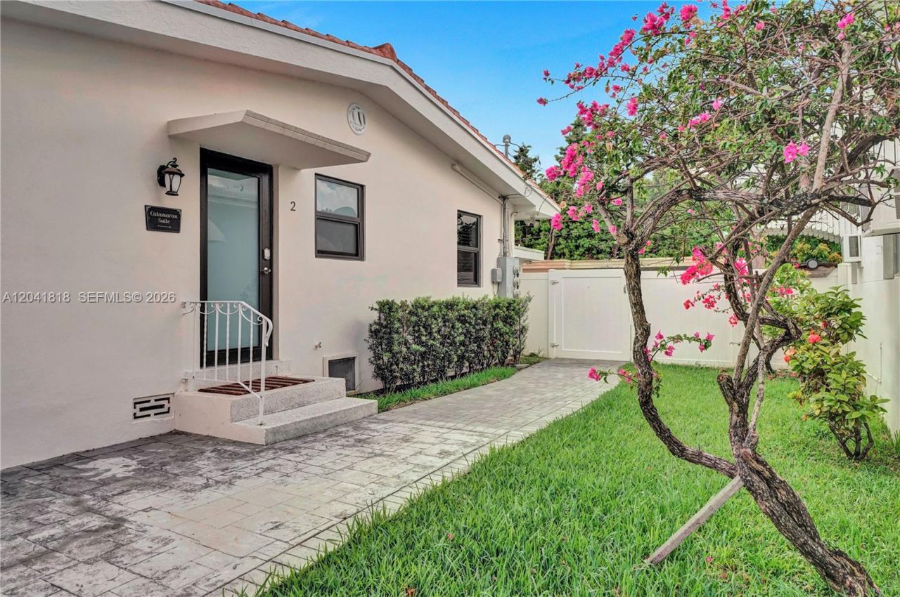 1704 Rodman St , Hollywood, FL 33020 Photo