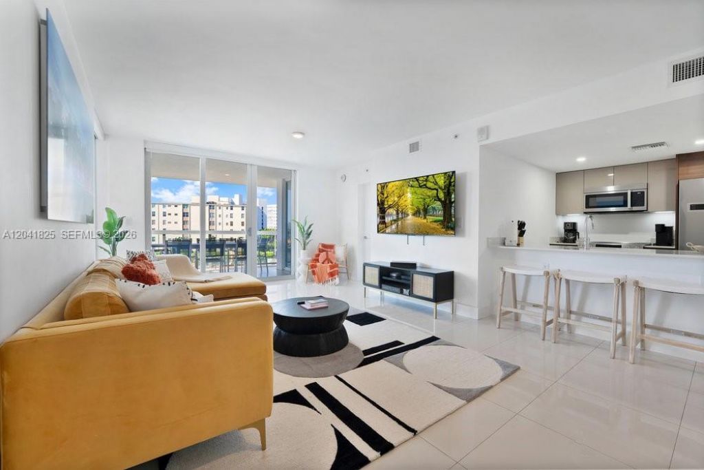 9261 E Bay Harbor Dr , Unit 507, Bay Harbor Islands, FL 33154 Photo