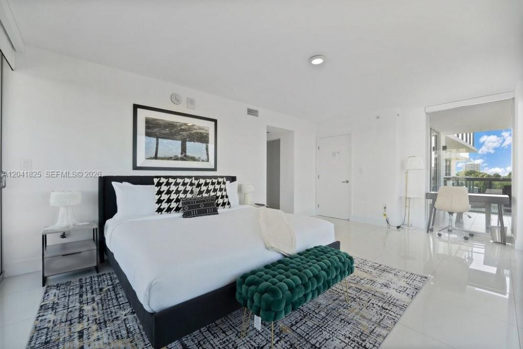 9261 E Bay Harbor Dr , Unit 507, Bay Harbor Islands, FL 33154 Photo