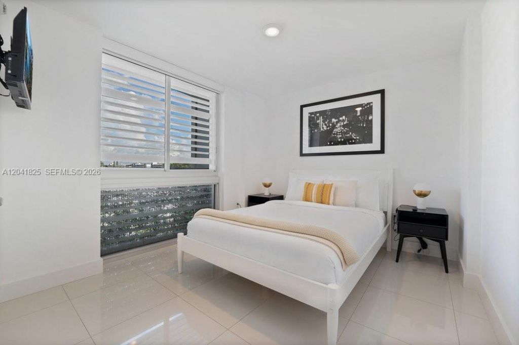 9261 E Bay Harbor Dr , Unit 507, Bay Harbor Islands, FL 33154 Photo