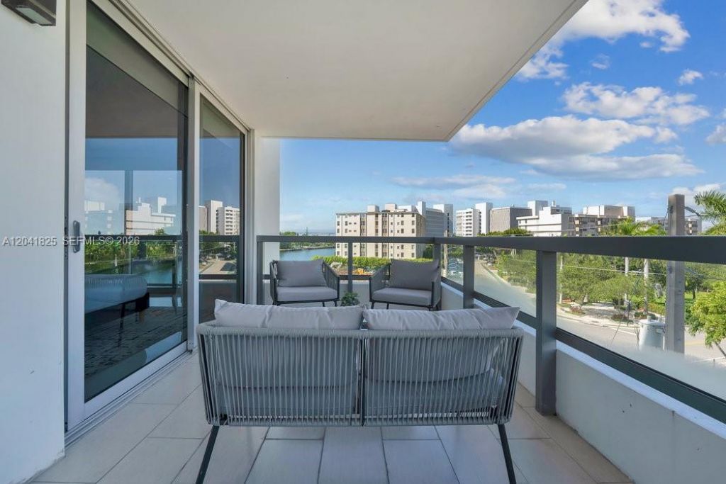 9261 E Bay Harbor Dr , Unit 507, Bay Harbor Islands, FL 33154 Photo