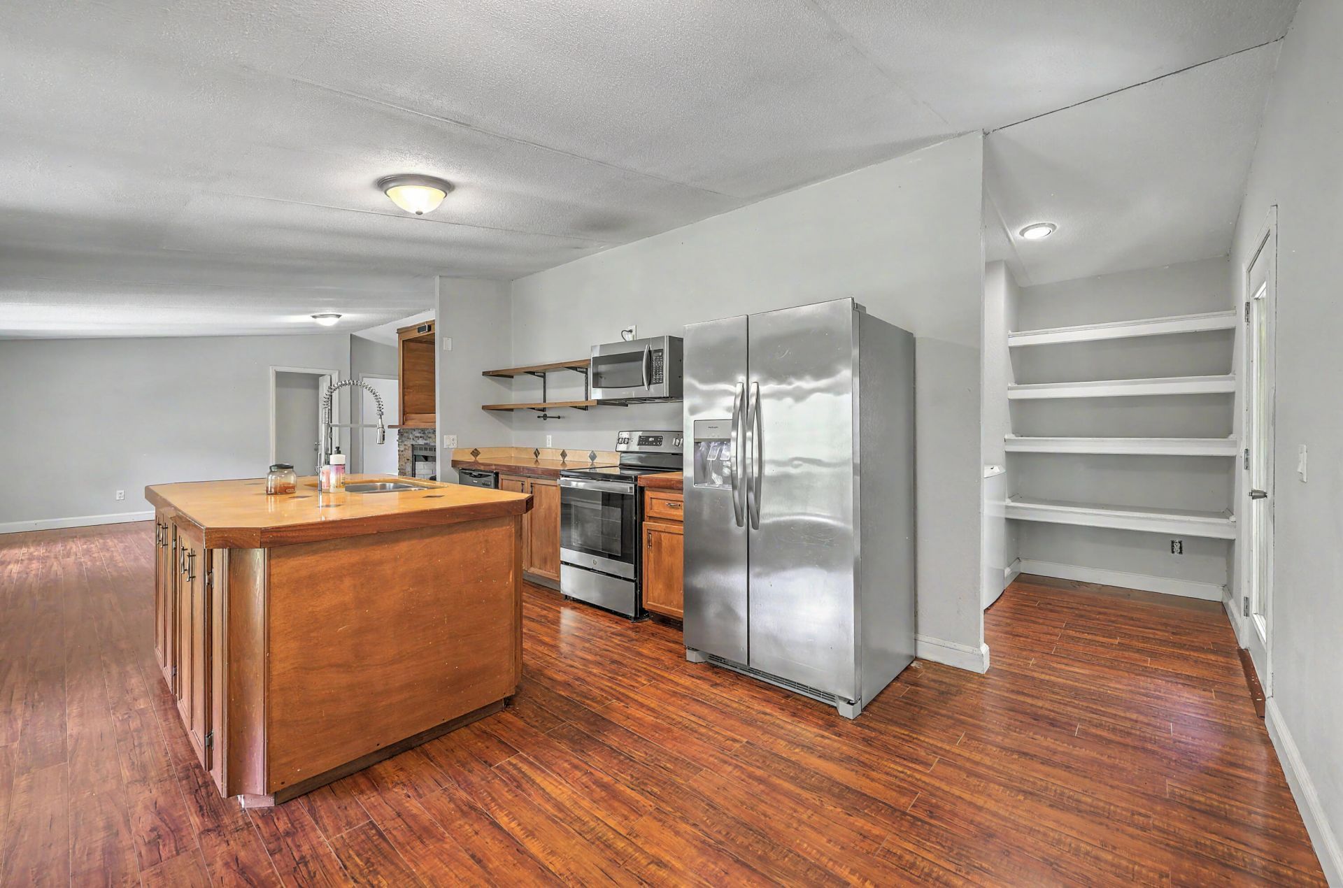 3585 Riley Wright Road Photo 6