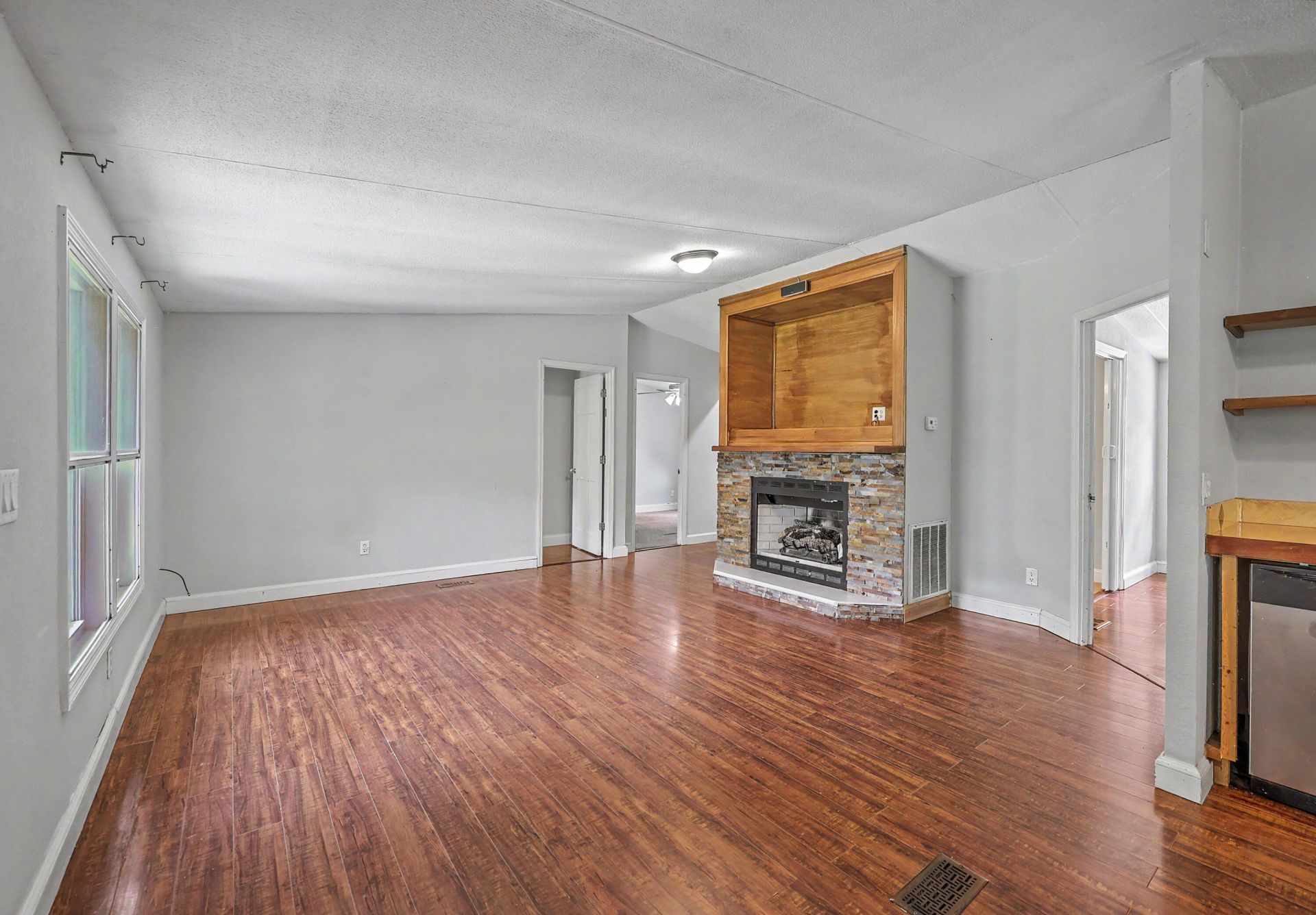 3585 Riley Wright Road Photo 9