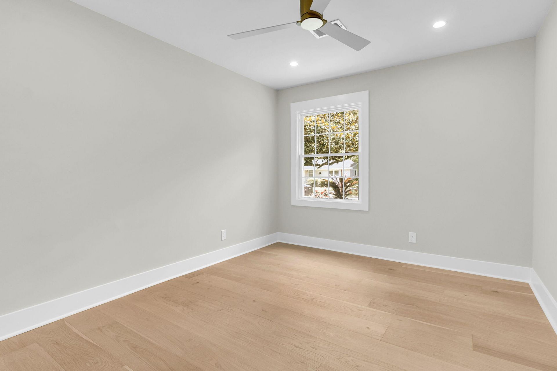 1413 Glencoe Drive Photo 24