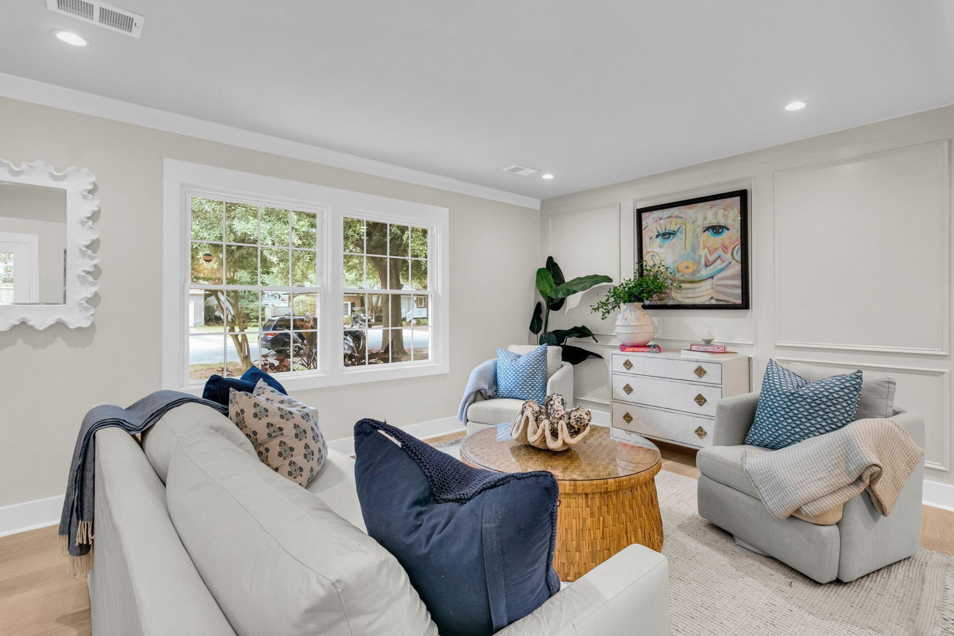 1413 Glencoe Drive Photo 4