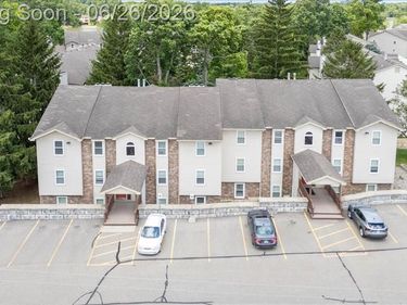 5060 Harbor Oak Drive, Waterford Twp, MI 48329
