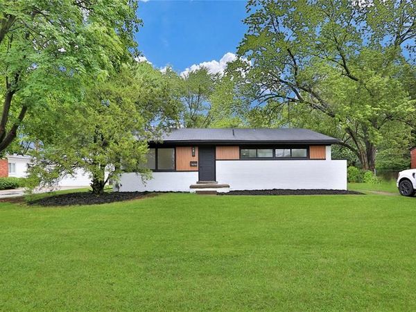 36720 N Schafer Street, Clinton Twp, MI 48035