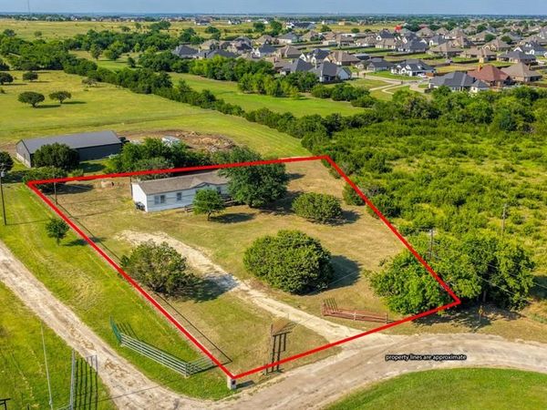 12620 County Road 1002 , Godley, TX 76044