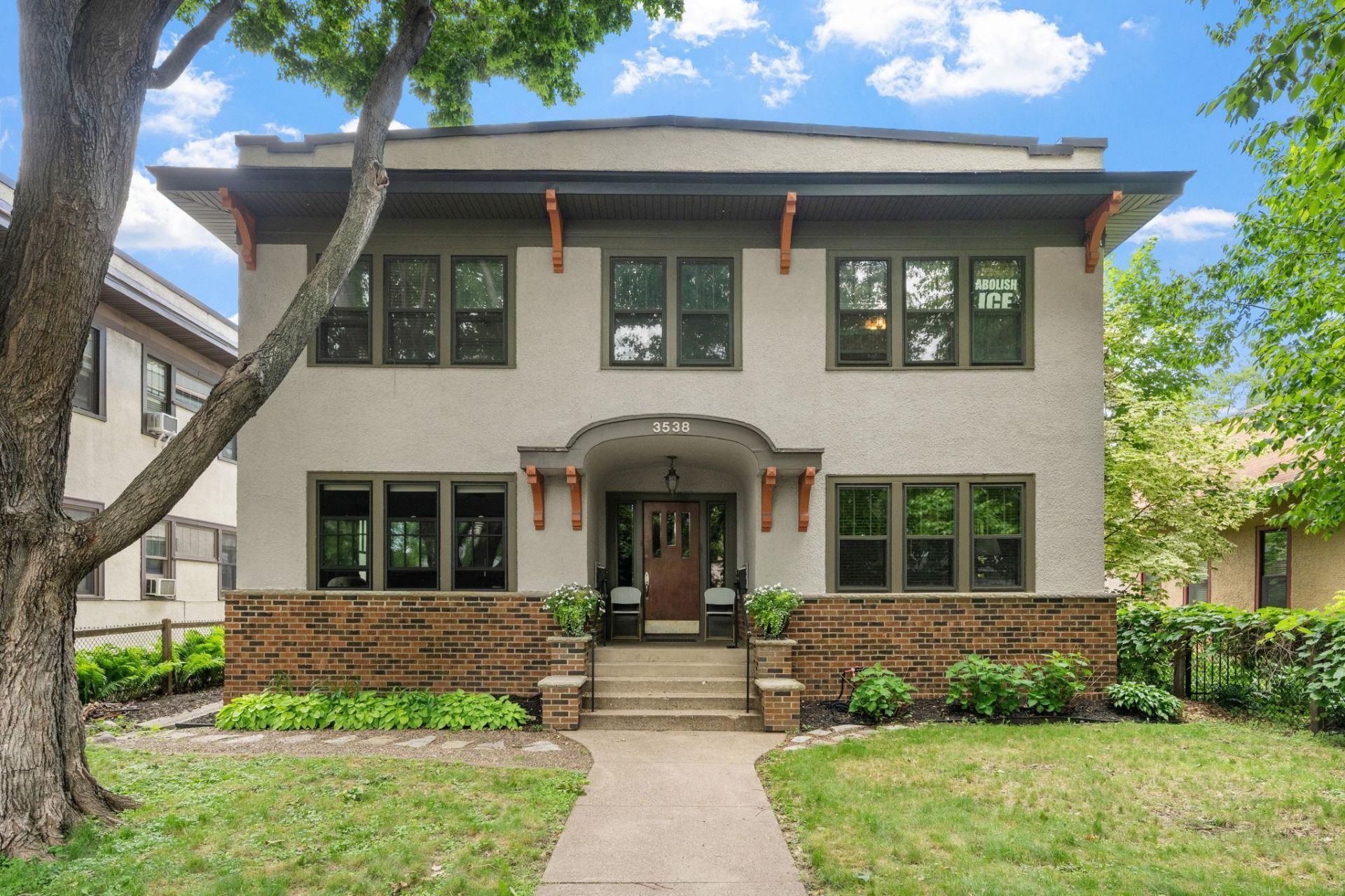 3538 Garfield Avenue Minneapolis, MN 55408