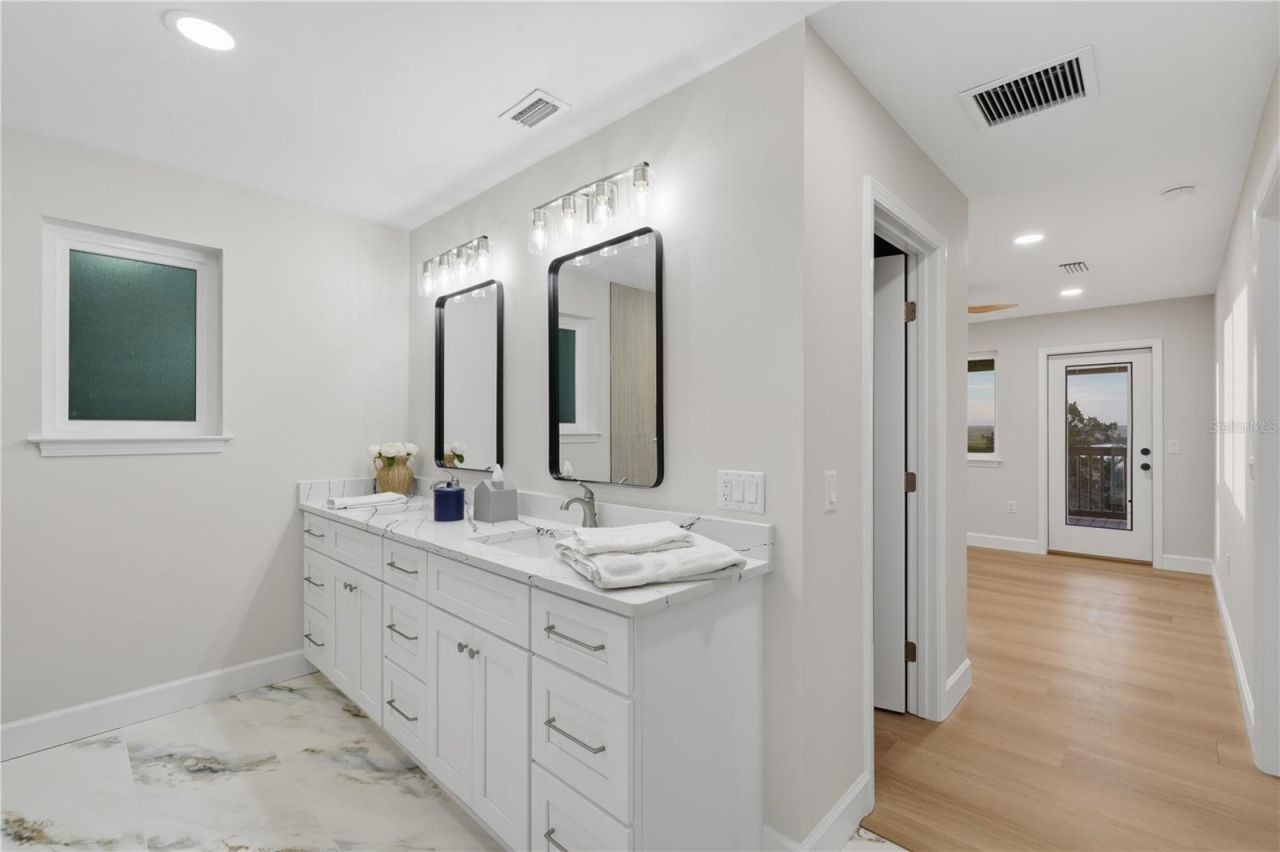 38 SE 195th Street , Suwannee, FL 32692 Photo