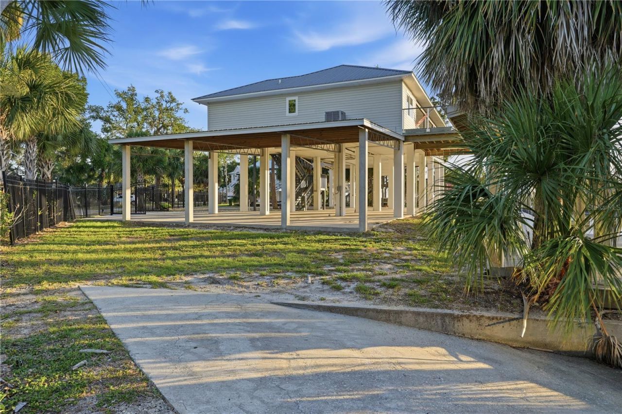 38 SE 195th Street , Suwannee, FL 32692 Photo