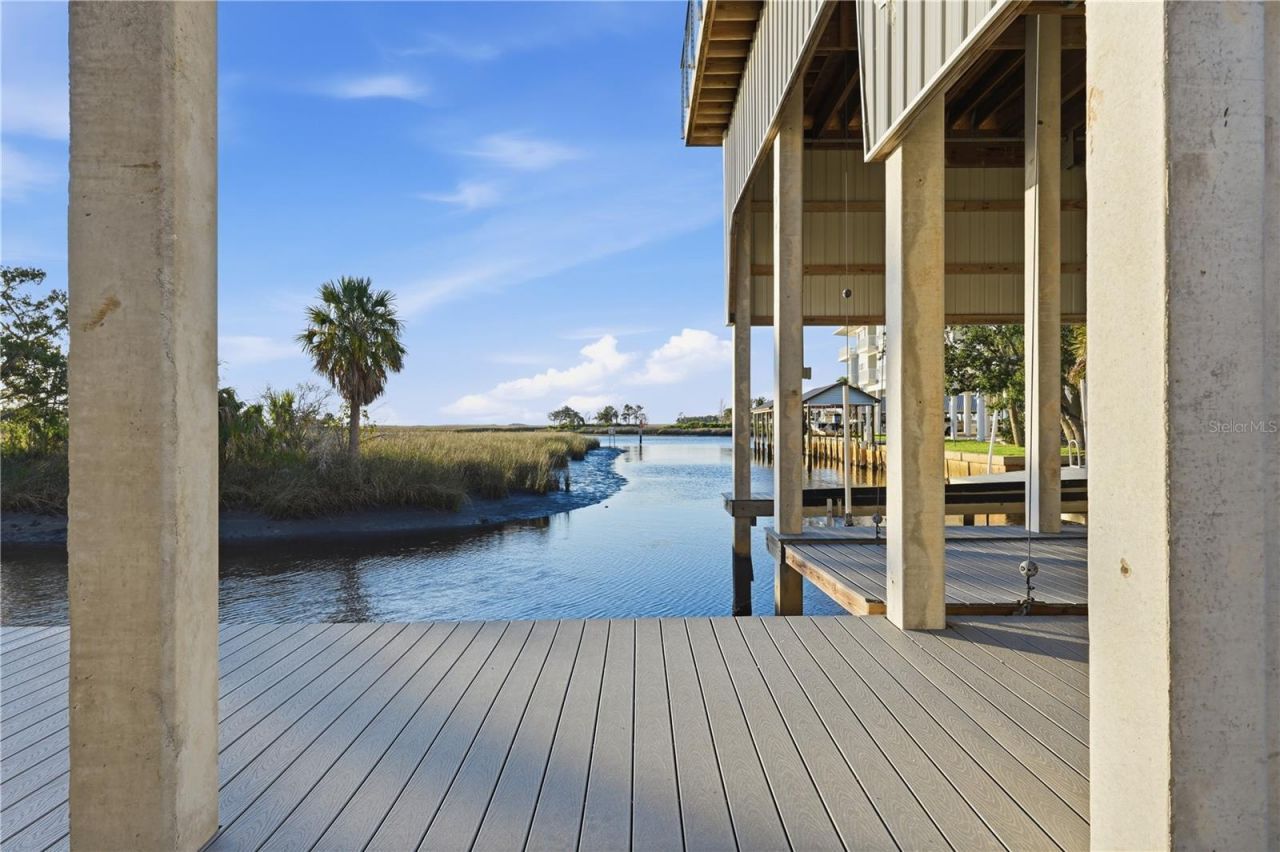 38 SE 195th Street , Suwannee, FL 32692 Photo