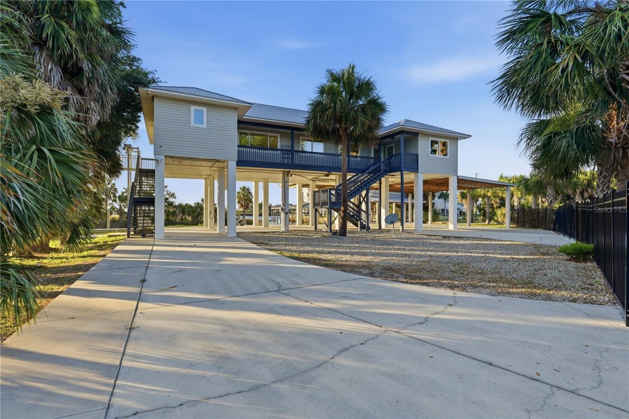 38 SE 195th Street , Suwannee, FL 32692 Photo