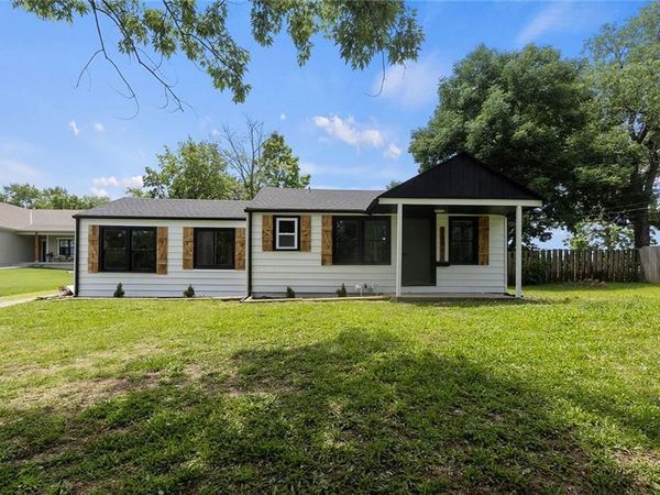 12901 E 61st Street, Kansas City, MO 64133
