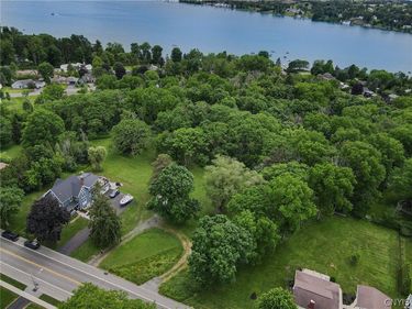 60 East Lake Street, Skaneateles, NY 13152