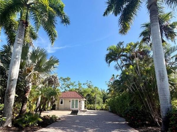 4874 Southern Breeze DR , NAPLES, FL 34114