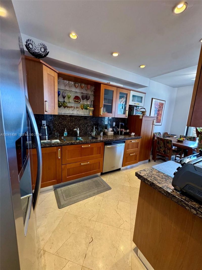 19500 Turnberry Way, Unit 15F, Aventura, FL 33180 Photo