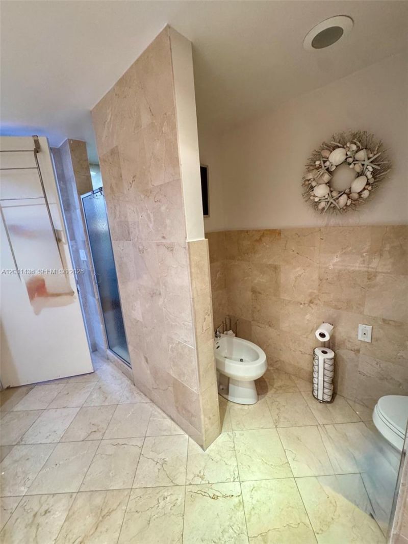 19500 Turnberry Way, Unit 15F, Aventura, FL 33180 Photo