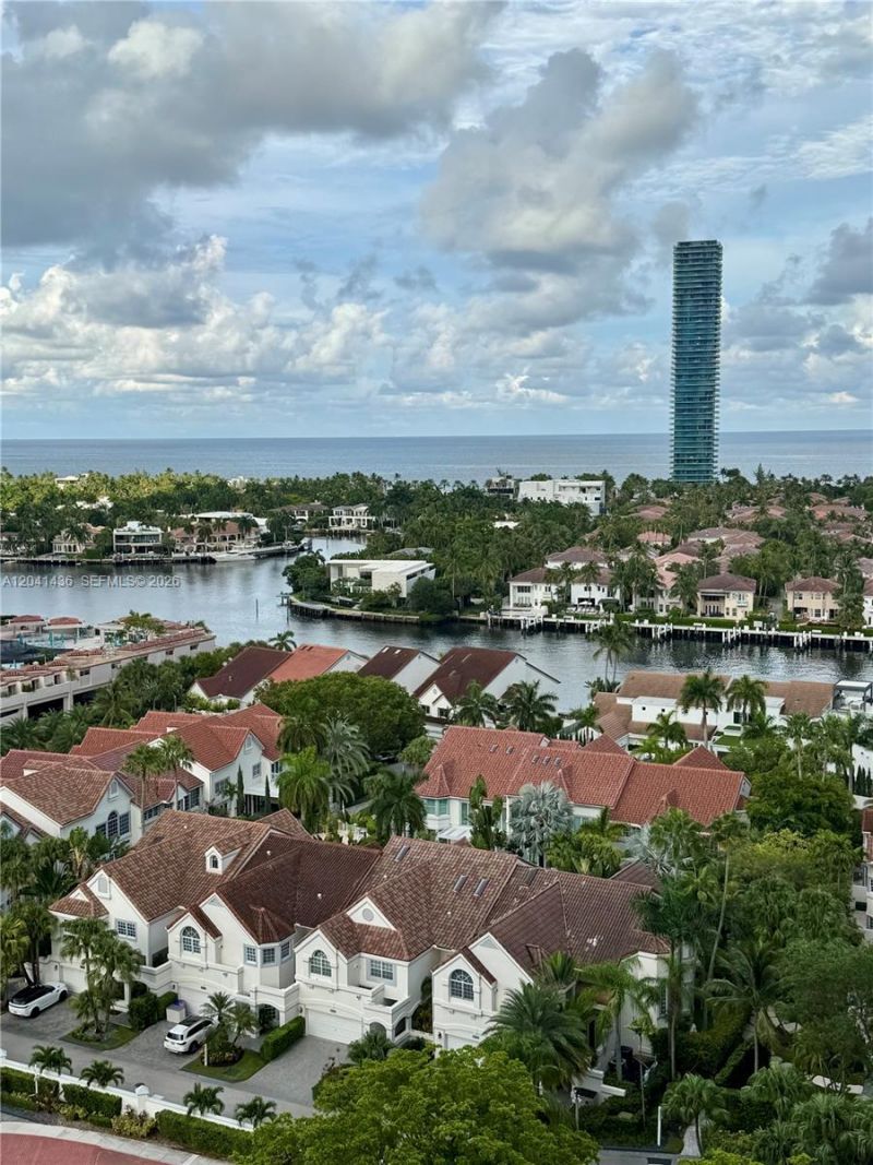 19500 Turnberry Way, Unit 15F, Aventura, FL 33180 Photo