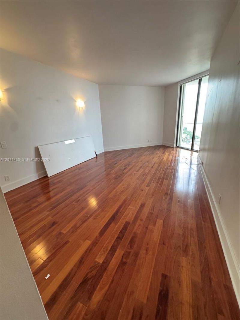 19500 Turnberry Way, Unit 15F, Aventura, FL 33180 Photo