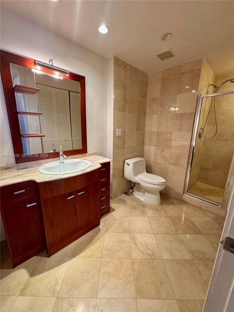 19500 Turnberry Way, Unit 15F, Aventura, FL 33180 Photo