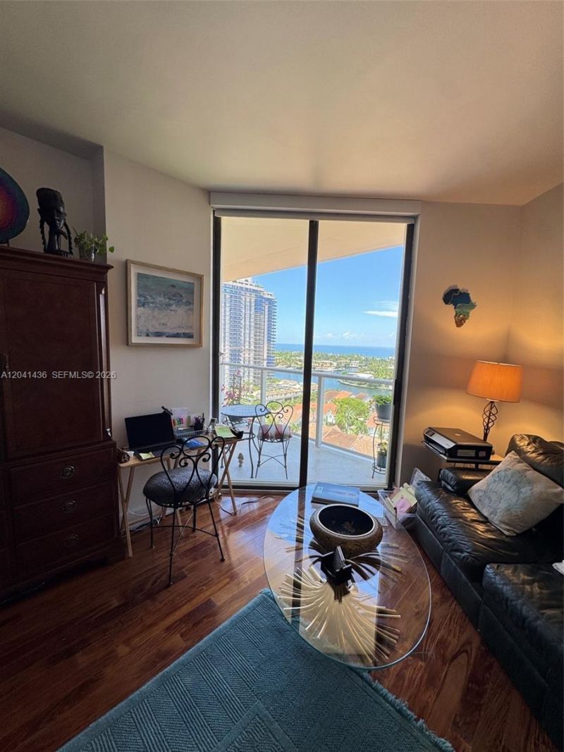 19500 Turnberry Way, Unit 15F, Aventura, FL 33180 Photo