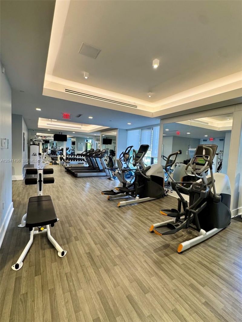 19500 Turnberry Way, Unit 15F, Aventura, FL 33180 Photo