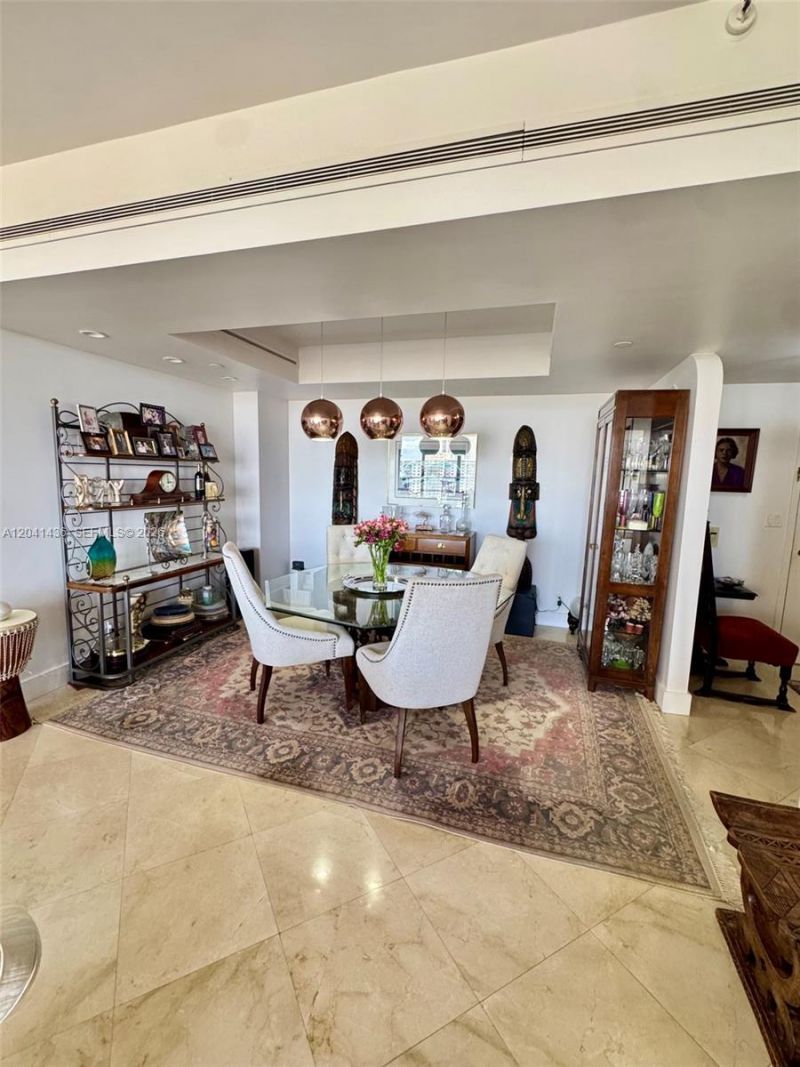 19500 Turnberry Way, Unit 15F, Aventura, FL 33180 Photo