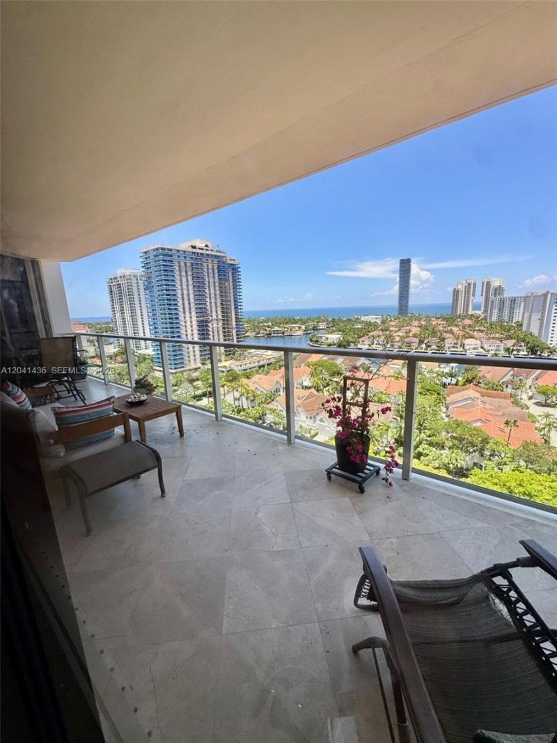 19500 Turnberry Way , Unit 15F, Aventura, FL 33180 Photo