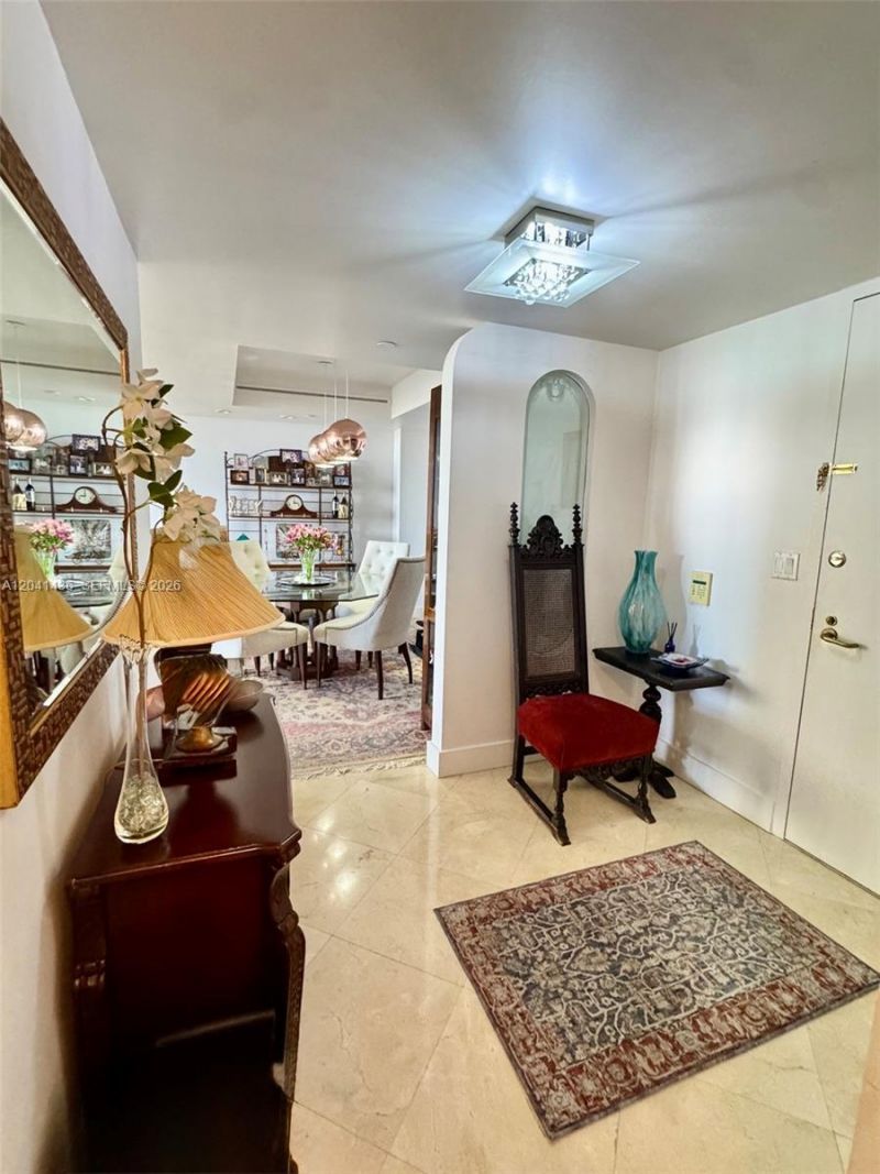 19500 Turnberry Way, Unit 15F, Aventura, FL 33180 Photo