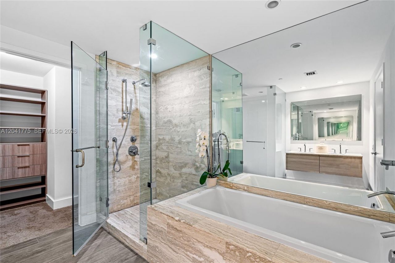 2900 NE 7th Ave , Unit 1609, Miami, FL 33137 Photo