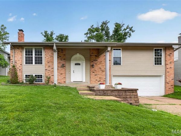 1060 Pinrun Drive, Unincorporated, MO 63011