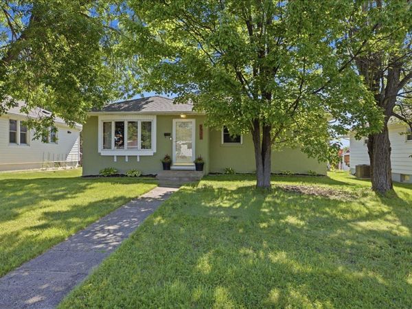 3926 3rd Avenue E, Hibbing, MN 55746
