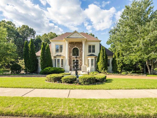 9134 RANDLE VALLEY DR, Cordova, TN 38018