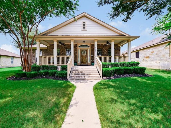 808 Walnut Canyon BLVD, Pflugerville, TX 78660