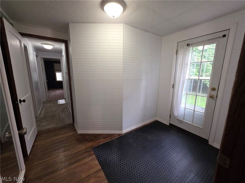 1341 Benton Street, Barberton, OH 44203 Photo 14