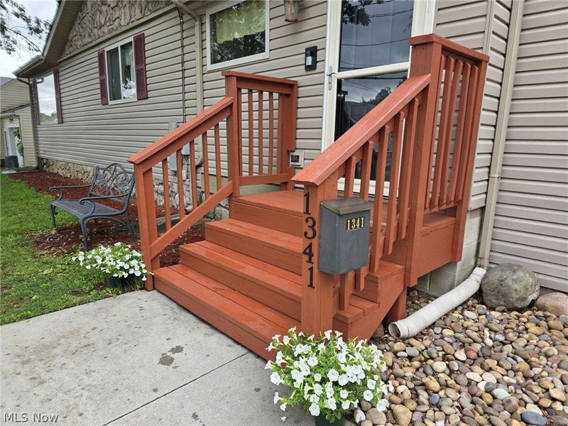 1341 Benton Street, Barberton, OH 44203 Photo 2