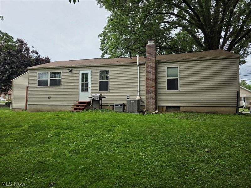 1341 Benton Street, Barberton, OH 44203 Photo 21